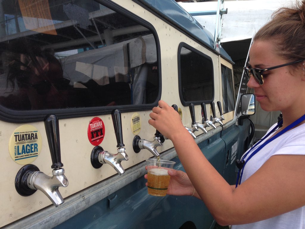 Get on down to #aklseafoodfest <a href="/AKLseafood/">Auckland Seafood Fes</a> @TuataraBrew <a href="/zeffercider/">Zeffer Cider Co.</a> Pourin 8 mean brews from the new Landy - #beast