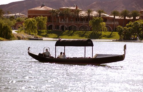 The LOVE BOAT soon will be making another run... How about <a href="/LakeLasVegas/">Lake Las Vegas</a> for #ValentinesDay? bit.ly/ihloveboat