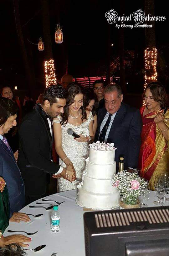 Embedded image permalink