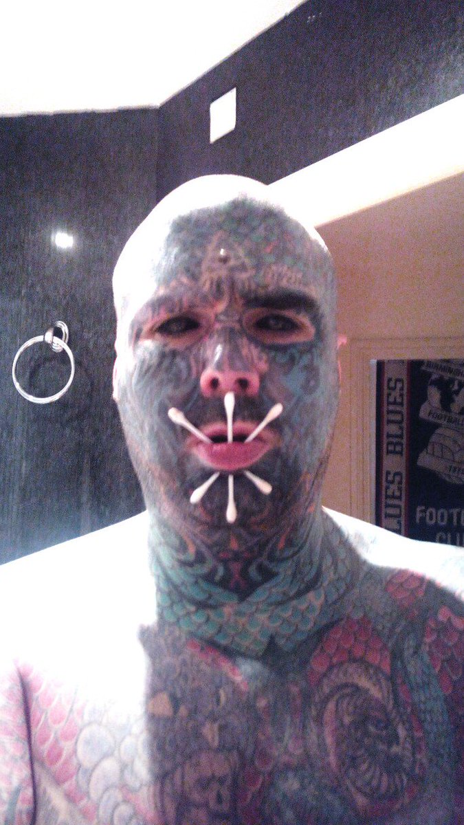 king_body_art's tweet photo. @KatiePiper_ when new #BodyMod needs some urgent attention #InfectedZone. Risks of #Surgery #HoleInFace https://t.co/qGZAWp8sql