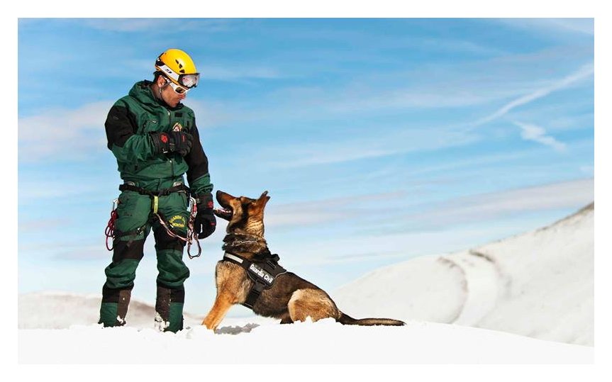 guardiacivil's tweet photo. Grupos de Rescate e Intervención en Montaña. Casi 800 auxilios en el periodo invernal: 10/2014 a 4/2015. ¡Grandes! https://t.co/odrhaQ1PGW