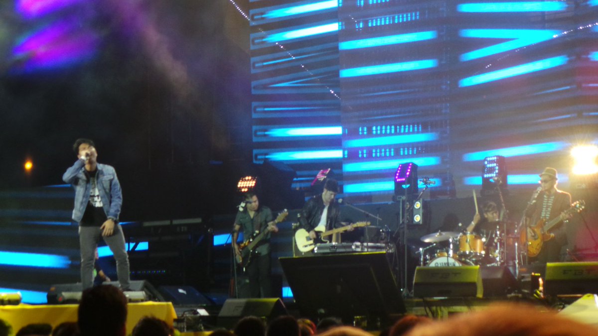TV5manila's tweet photo. Astig na performance by Banda ni Kleggy dito sa #Fusion2016! #imagination #playsone #NaisOne https://t.co/UZJwrTphuB
