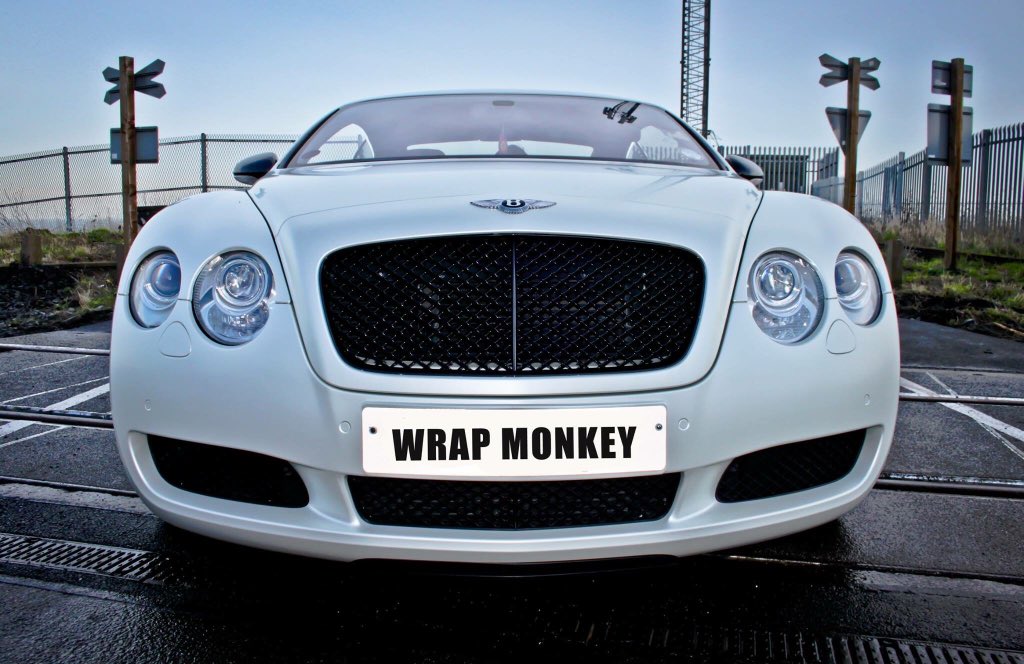 WrapMonkey's tweet photo. Bentley Continental
Wrapped in 3m Satin Pearl White
With full de-chrome &amp; refurbished gloss black alloy wheels. https://t.co/sTd1txKkn8