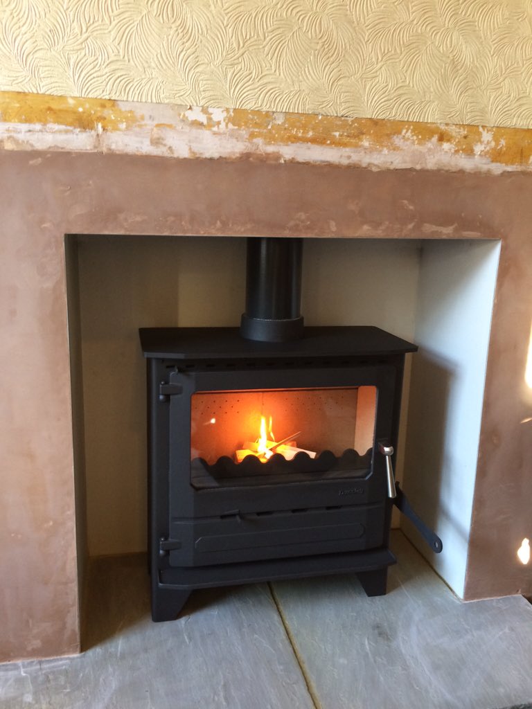 heating_medic's tweet photo. What a difference a few days make ,work completed by @Stovemedic @heatingmedic https://t.co/LrMHsnOFsk