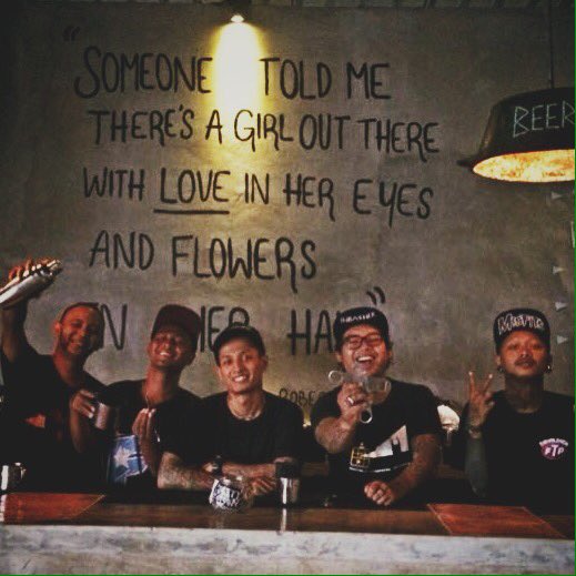 weedslovers's tweet photo. Barman team #prettypoisoncanggu https://t.co/Xq1FHRB07g