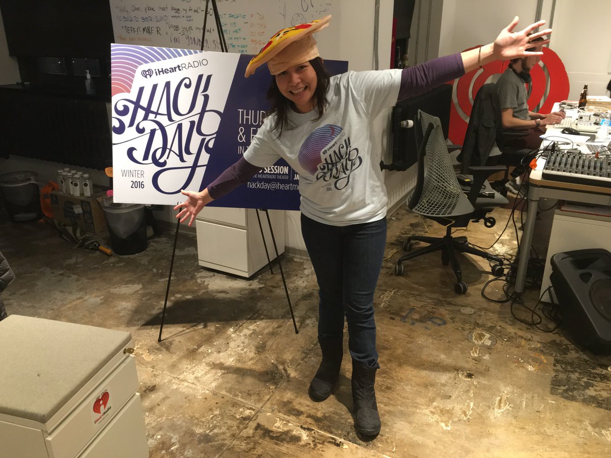 tdrapeau's tweet photo. Who wants 4am pizza??? #iHeartHackDay https://t.co/BISW0UesSQ