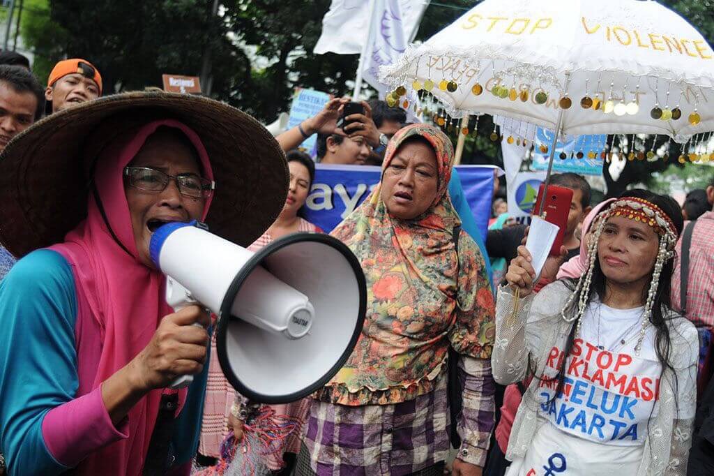 mkusumawijaya's tweet image. Masyarakat Bali tolak reklamasi Teluk Benoa. Mari kita RT foto ini u/ tolak reklamasi Teluk Jakarta.
