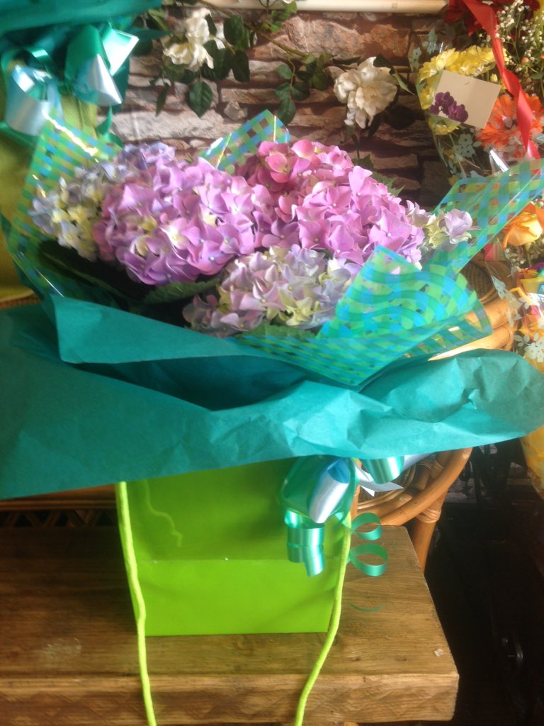 Petals Florist (@floristpetals1) on Twitter photo 