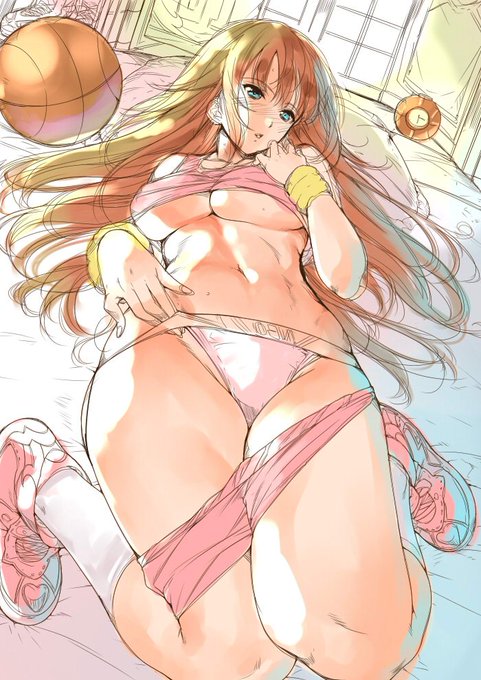 遅くなりましたが、あけましておめでとうございます!今月発売のCOMICペンギンセレブにて表紙を描かせていただきました。店頭でお見かけの際はよろしくお願いいたします! 