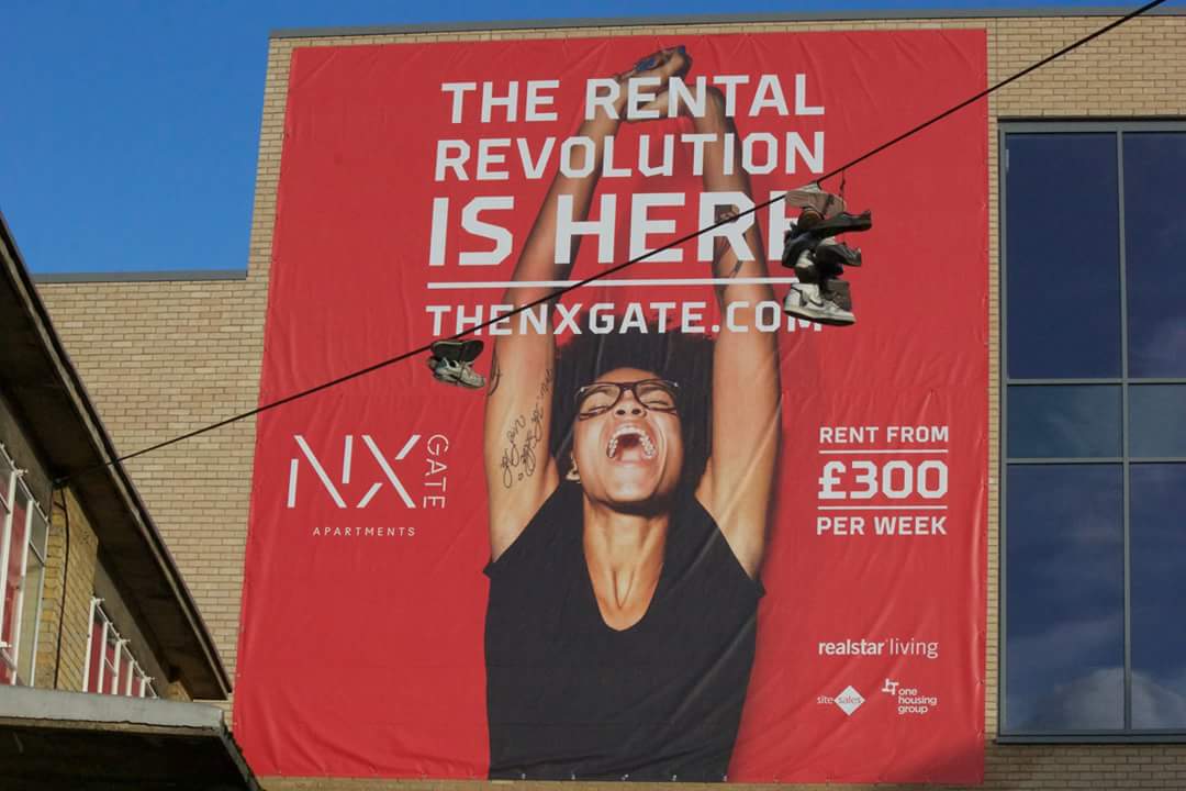 In New Cross now hope students .<a href="/GoldsmithsUoL/">Goldsmiths, University of London</a>  is going to tear this down Taking the piss or what? .<a href="/AcademicDiary/">Les Back</a>