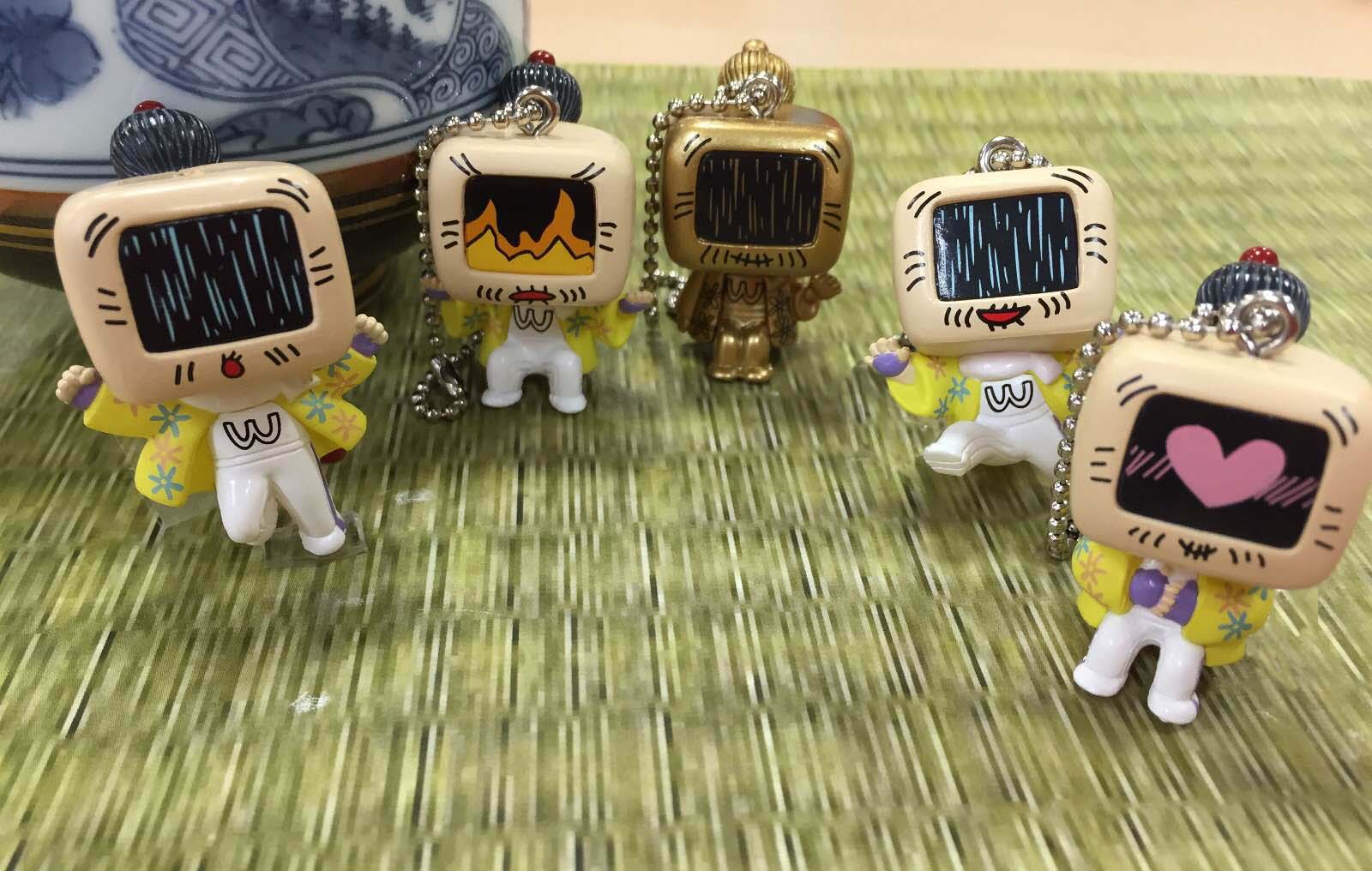 タカラトミーアーツ ガチャ企画部 Twitterissa わしもいっぱい マスコット カタカタカタカタわしも いろんなポーズのわしも がやってきた キュートなわしもを可愛がってね わ し も T Co Ij4enzhmxb わしも わしもガチャ Wasimo