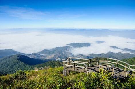 Ammprr17's tweet photo. Doi Inthanon ,Doi Inthanon is Thailand’s tallest peak. Doi Inthanon very cold in winter❄️ #Chiangmai #Thailand 🇹🇭 https://t.co/rSXeLQubNs