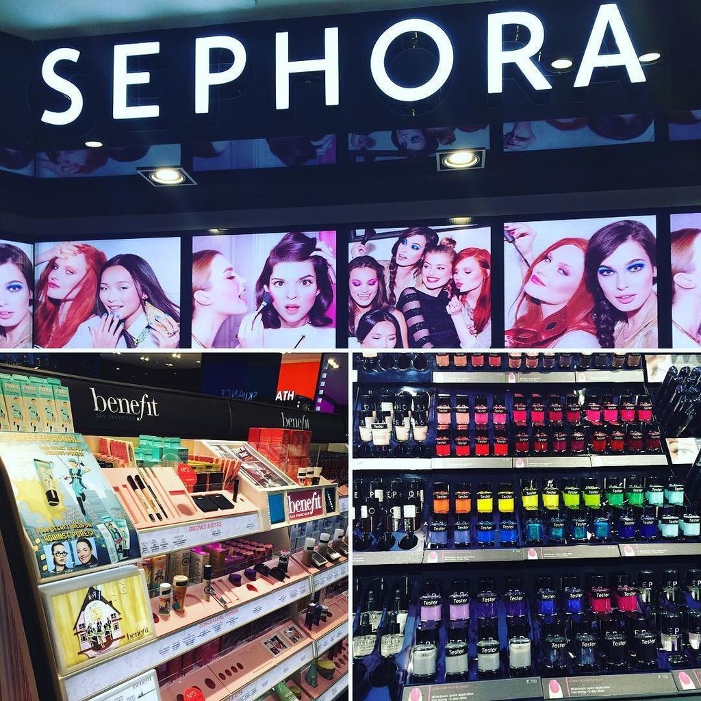 ELLEINDIA's tweet photo. #Sephora finally opens in Mumbai! Let the shopping begin, tomorrow 1pm at Palladium Mall. … https://t.co/RbkXLt7sle https://t.co/BocFwubBCJ