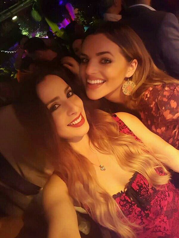 FerristaColo's tweet photo. Que aran este lindo Viernes esta hermosas chicas @Isacastillo7  @Gdelportillo https://t.co/69V0GlQZ5c