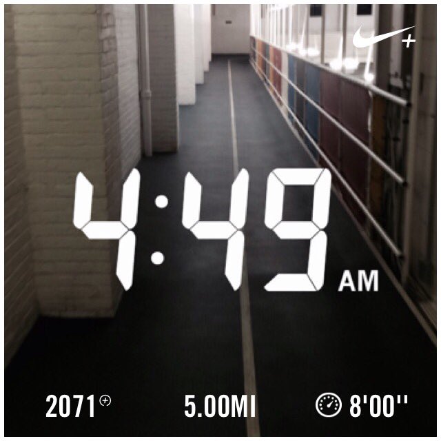 me_chelle35's tweet photo. Had the place to myself! Mentally preparing for tomorrow's 14 mile run! 😁 @NikeChicago #nikechiberia #contest https://t.co/Ip8umH1b6e