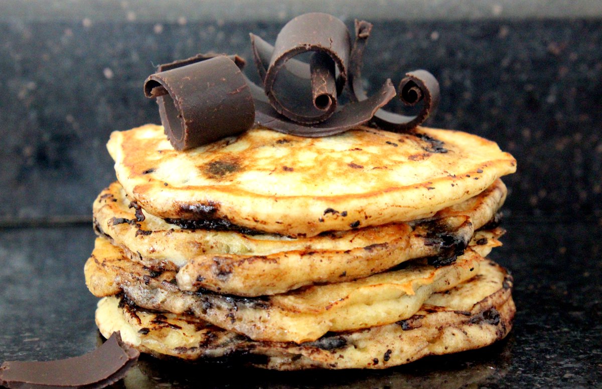 TheFoodscape's tweet photo. #PancakeDay came early at #TheFoodscape household! These ChocolateChunk beauties are to die for! #Chocolate #Pancake https://t.co/n6xgMJqj0U