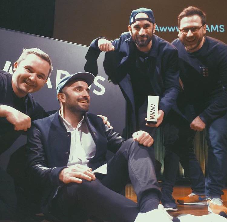 84Paris_live's tweet image. Thank you so much @awwwards

Because recollection is awarded best site of the year #AwwwardsAMS 
cc @becausemusic