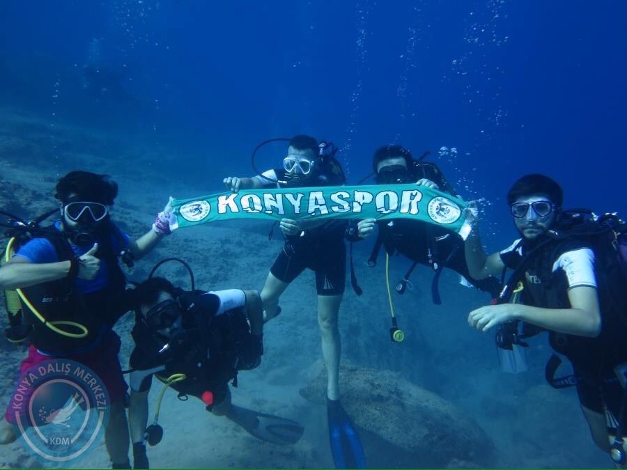 night_metro's tweet photo. #KonyaKupayaKenetlendi bizim sevgimiz nefes alınan heryerdedir ... https://t.co/Xr0dKILs5j