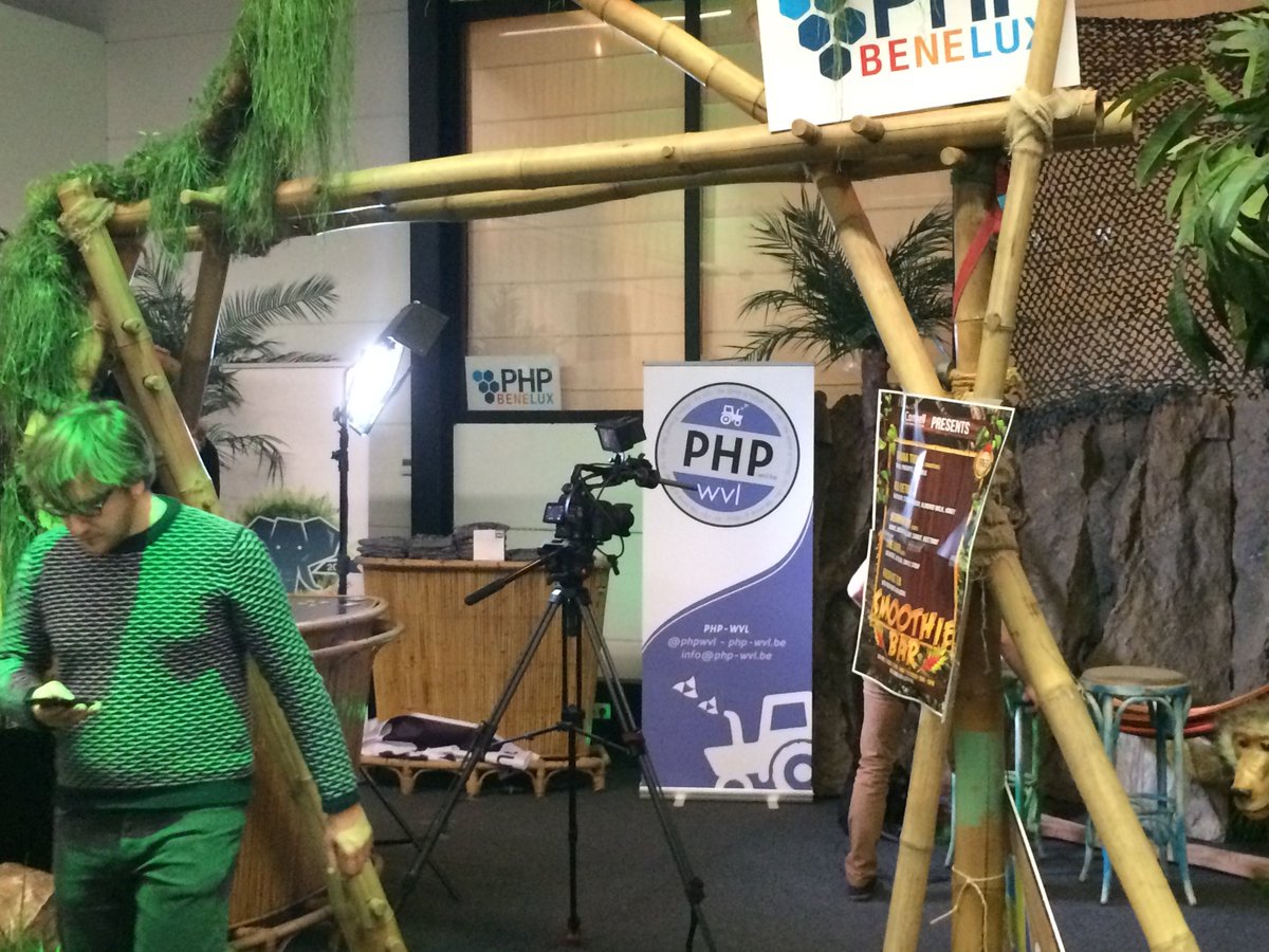 CalEvans's tweet image. #phpbnl16 Community Village
#communityWorks