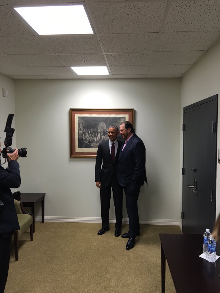 Benioff's tweet photo. Amazing day @WhiteHouse with @POTUS discussing Equality for Women and Equality for All. https://t.co/D1hOFLceVQ