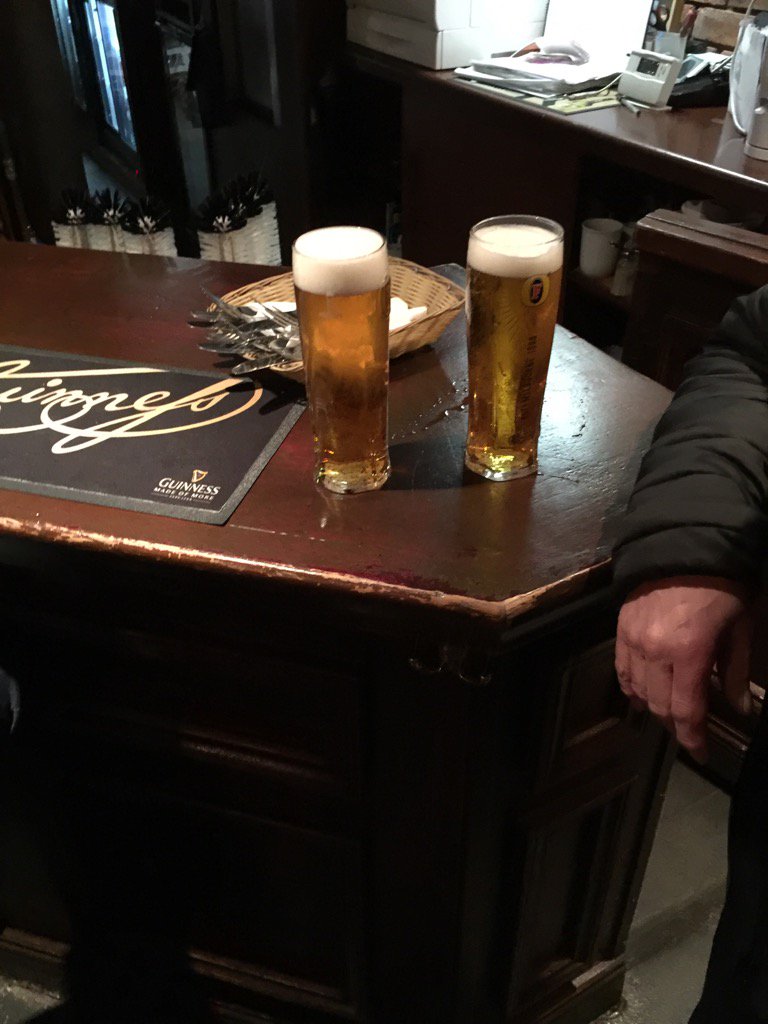 DaleStRed's tweet photo. @thatwaseasey @systems_john 1st ones of the day #mulligansbar #DerbyAway https://t.co/1BrKlOXZit