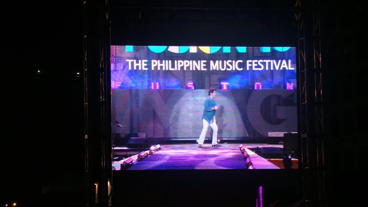 TV5manila's tweet photo. "I think I'm fallin'...." - Janno Gibbs
Grabe ang hiyaw ng mga Kapatid dito! #Fusion2016 #imagination #playsone https://t.co/KKwXuoQF86