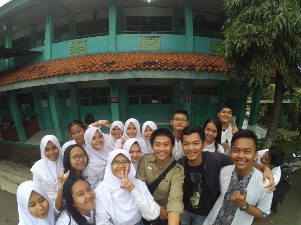 Osis 15/16 with kak fakhri dan kak adil :)