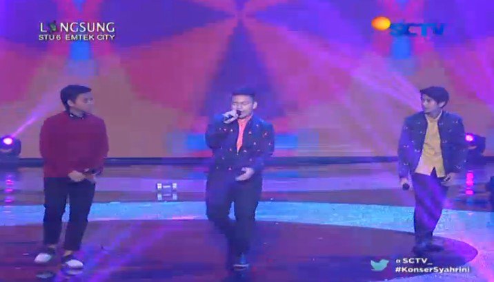 Siapa yang pusing setengah mati liat <a href="/CJRisCJR/">CJR</a>? #KonserSyahrini