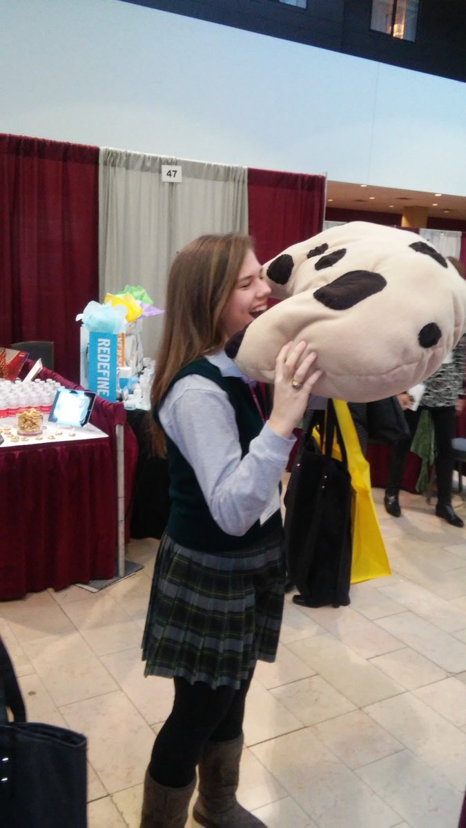 RhythmandThyme's tweet photo. @DoGoodFoodSTL
#cookiebite
Our first pic of the day https://t.co/lPV6BmWVVc