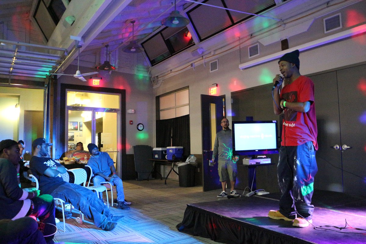 TGonzalez's tweet image. Nashville Throws A Karaoke Slumber Party To Get Homeless Youth Counted bit.ly/1SfMK7K
