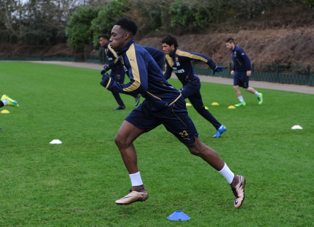 BraMahlatse's tweet photo. Danny Welbeck has returned to training, REMEMBER HIM? #ArsenalInjuries @ANN7tv https://t.co/J1aoJOtRdI