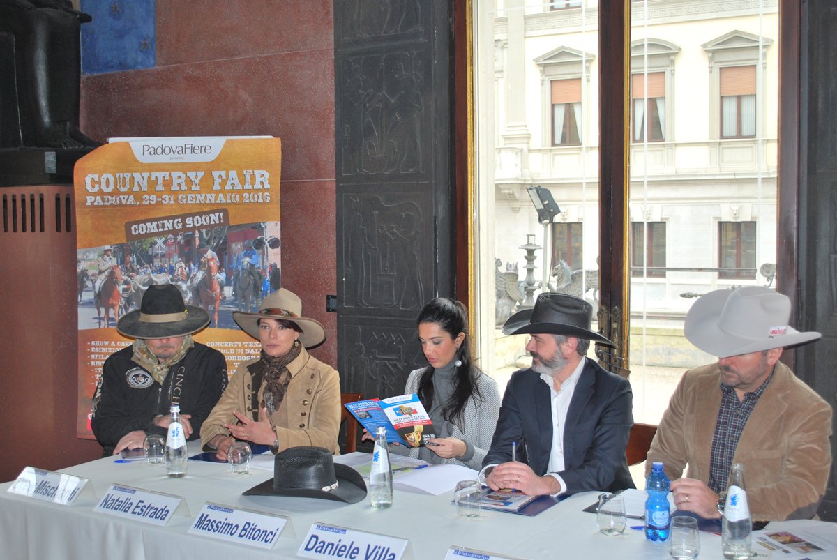 BBTCountryFair's tweet photo. #TheCowboysAreComing!
Ranch Academy a #BBTCountryFair per riscoprire cultura e valori della natura a cavallo... https://t.co/AaZaLbAjF1