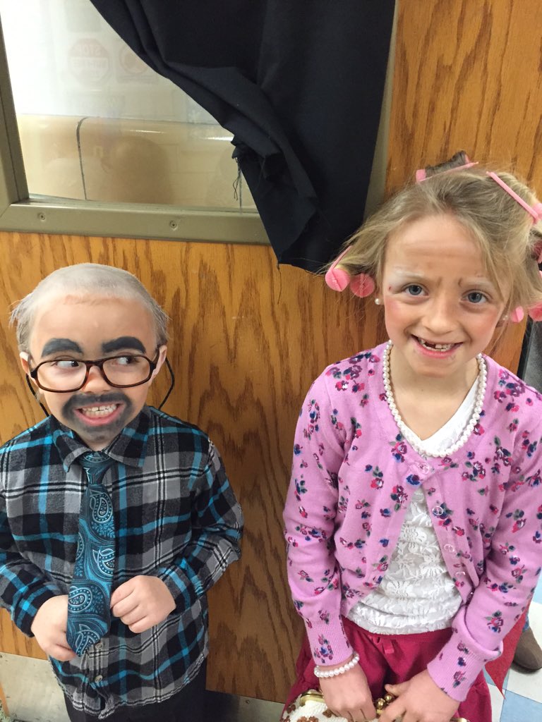 MtVElem's tweet photo. Happy 100th day of school! https://t.co/Gke6lqsPA8