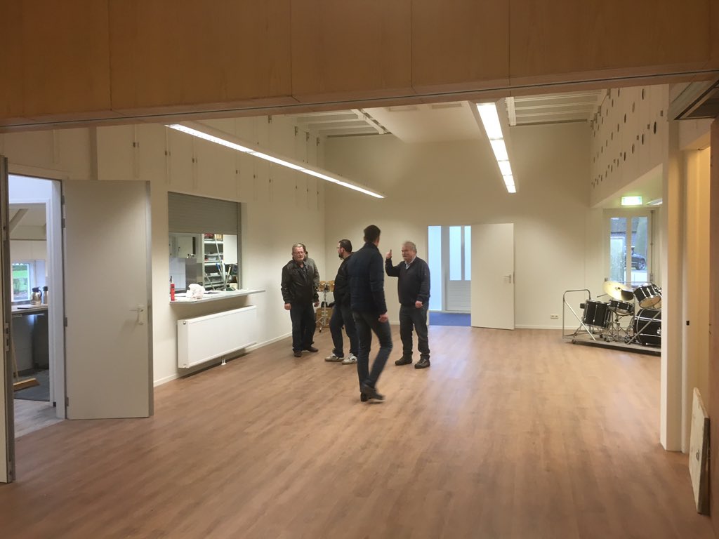 JanZwAalden's tweet photo. De nieuwe #Spinde in #Dalen krijgt nu echt vorm. Deels is men al aan het inhuizen. Veel werk verzet in 4 weken. https://t.co/EvKYvG9HHD