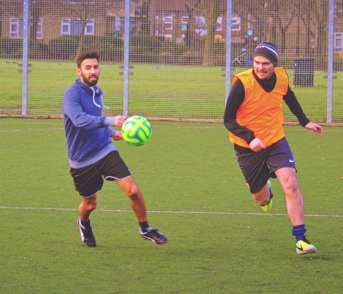 getSPORTMATE's tweet photo. The easiest way to #play #football in #London!  #Sportmate helps #students find games near them! #tech #startup https://t.co/nzA14YG4RZ