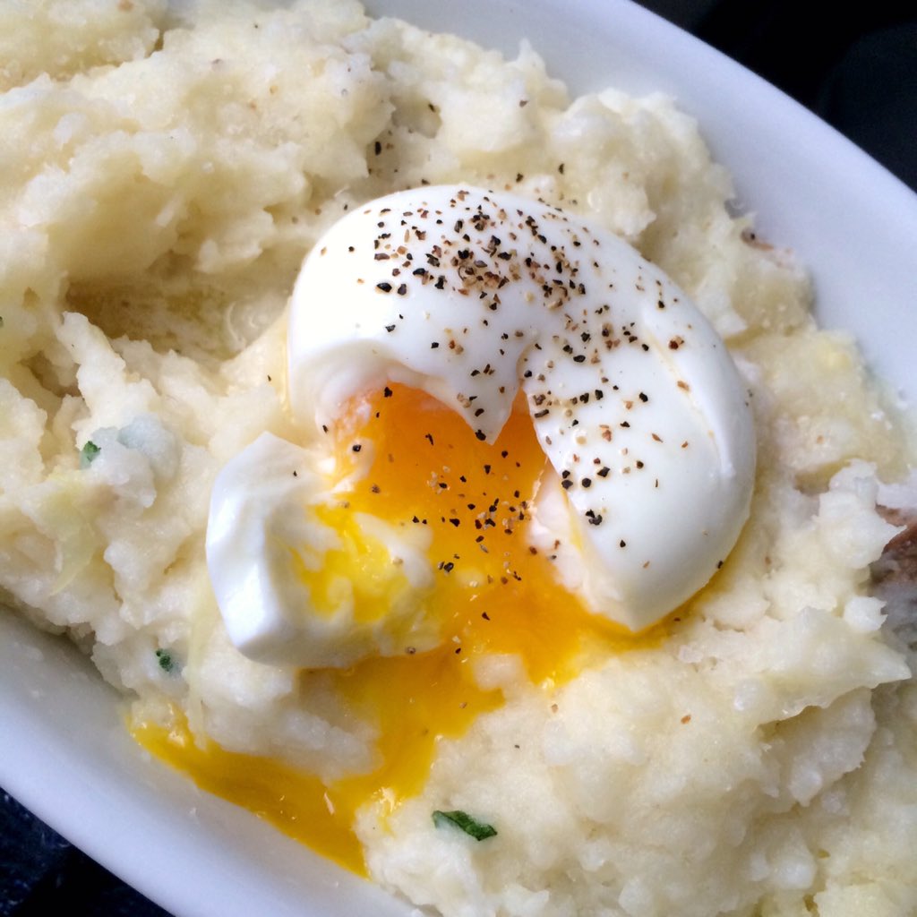 CLEFoodies's tweet photo. Pork belly colcannon with a 5 1/2 minute egg #cookingincle #putaneggonit https://t.co/MAIXeZ57gM