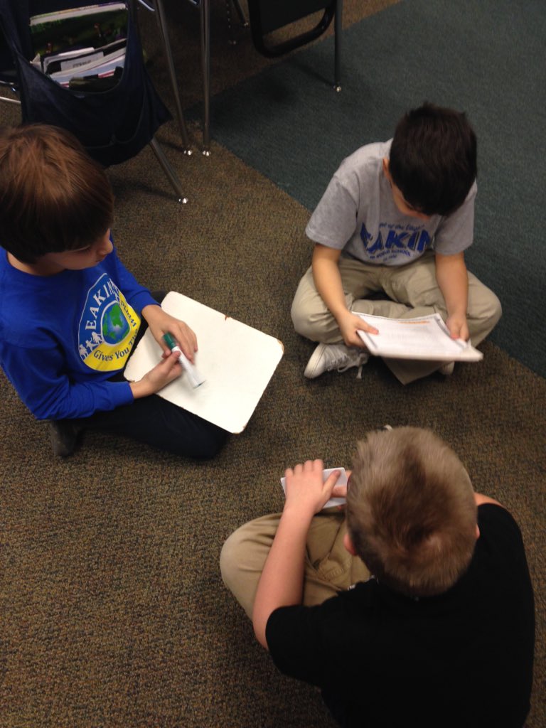 agcampbell28's tweet image. Studying together #flashcards #weathertest #eakinproud