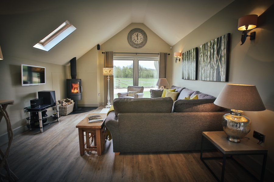 Welcome2Yorks's tweet photo. Win a 2 night break in a stunning 2 bedroom @Holiday_at_Home cottage, Austin at Holly House Farm. RT to enter! https://t.co/Niis92Ckr0