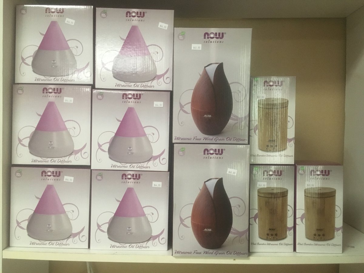 AltHealthFS's tweet photo. One day only, Fri, Feb. 5! Buy a diffuser, receive 10% off essential oils for Valentine's. No rainchecks. #ShopLocal https://t.co/qQs6vF3y7f