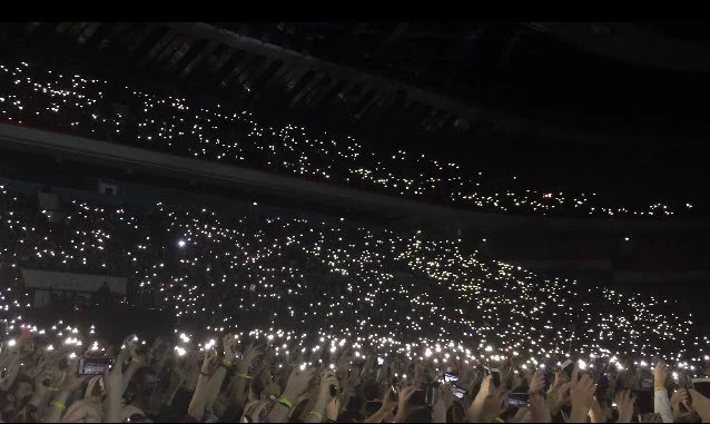 Flaetr's tweet photo. МОСКВА ЗАПОМНИЛА ЭТУ НОЧЬ НАВСЕГДА!
@DanielPlatzman @DanReynolds @benamckee @WayneSermon 
#SpasiboImagineDragons https://t.co/qO07PhN7kw