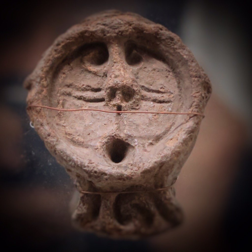 Twitter पर 康 今日のドラえもんに出てきた土偶と 実際に長野の平出遺跡から出土したドラえもん土偶 縄文百万景 T Co Gcz2htli9m