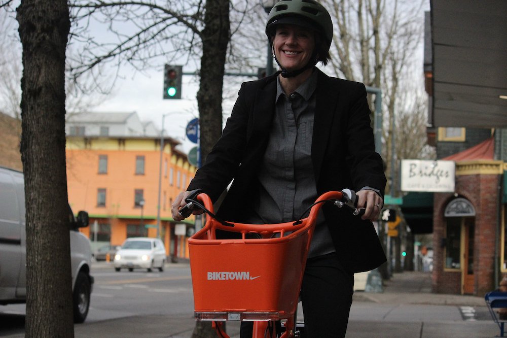 PSFK's tweet photo. BIKETOWN will be the largest self-secured bike share in North America https://t.co/4EIPeFlp0E https://t.co/9NiAsaRBbn