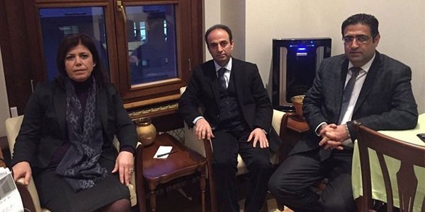 dersim444's tweet photo. 3 HDP MPs have started hunger strike for wounded in Cizre to receive medical treatment https://t.co/WVgbYggHCS https://t.co/dijX6mZ1Rs