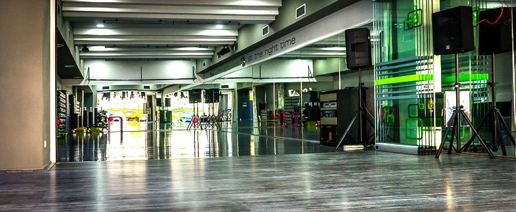 origami_media's tweet image. Some shots of #graphic #design and #indoorgraphics by @origami_media for Flex Ladies Fitness Hall