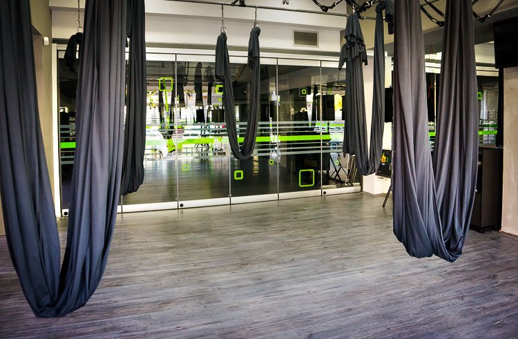 origami_media's tweet image. Some shots of #graphic #design and #indoorgraphics by @origami_media for Flex Ladies Fitness Hall