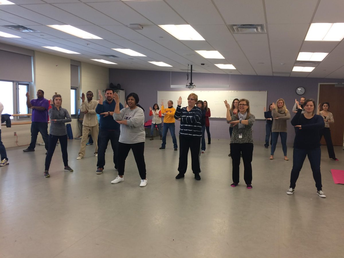 Hs2Eng's tweet photo. Finding our Chi.
#karatekim #breathe https://t.co/WVxlUMbka3