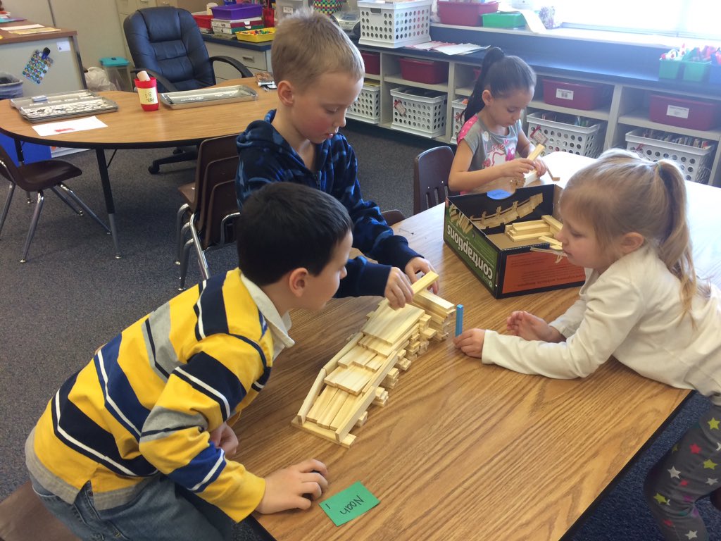 MrsKathsClass's tweet photo. Maker challenge underway: Build a slide for the sphere to roll down! #MESway https://t.co/Zs2FmYUZRG
