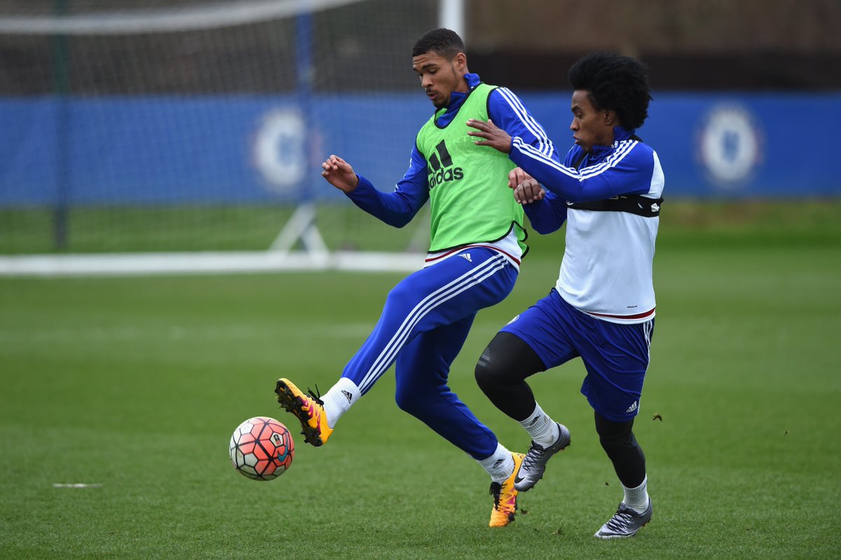 ChelseaFC's tweet photo. Training at Cobham today... https://t.co/3PkWz9qg0B