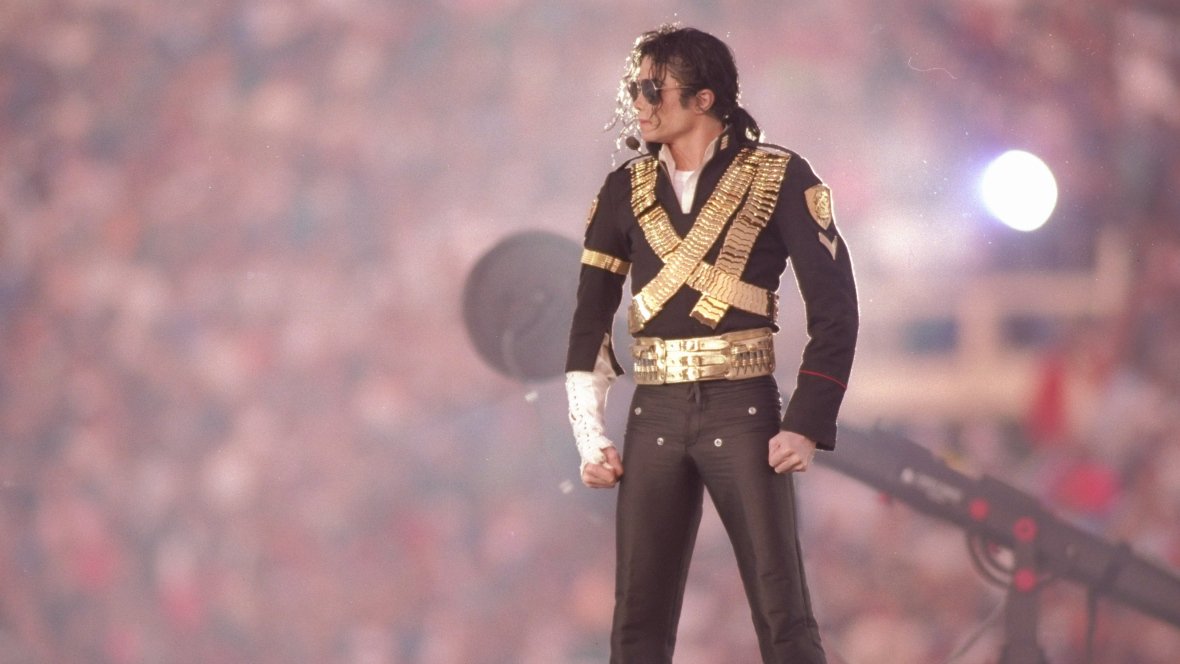 michaeljackson's tweet image. One reason Michael played at the 1993 Super Bowl was so countries where he hadn’t toured could see him. #FortheFans