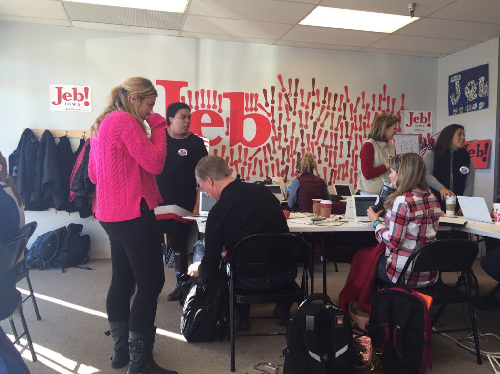 BulldogsforJeb's tweet photo. A fantastic day at the @JebBush Iowa HQ. We have the best volunteers #allinforjeb https://t.co/f0ZqcBGkzg